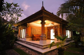 Brata's 2 Bedrooms Homestay with Private Kitchen